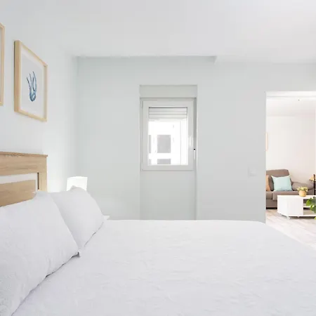 Home2book Cozy Pool & Terrace Apartment,