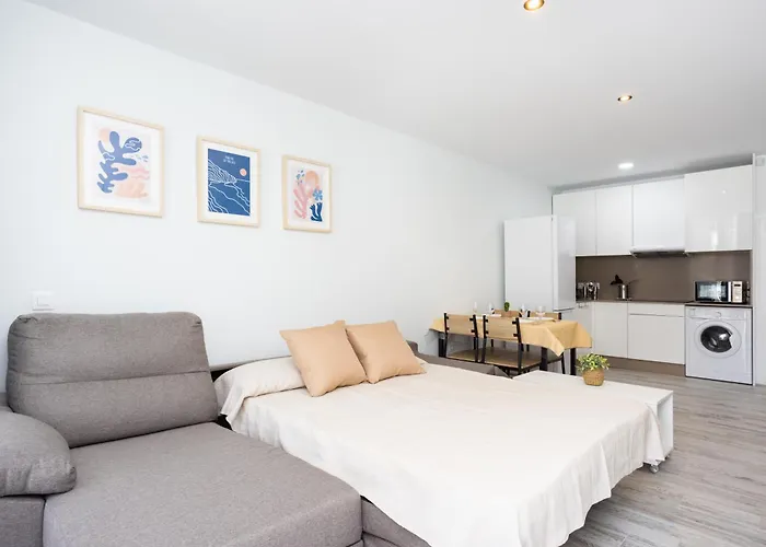 Home2book Cozy Pool & Terrace Apartment, *