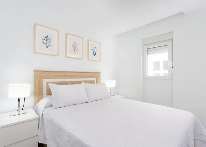 Home2book Cozy Pool & Terrace Apartment, *