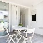 Home2book Cozy Pool & Terrace Apartment, Apartman